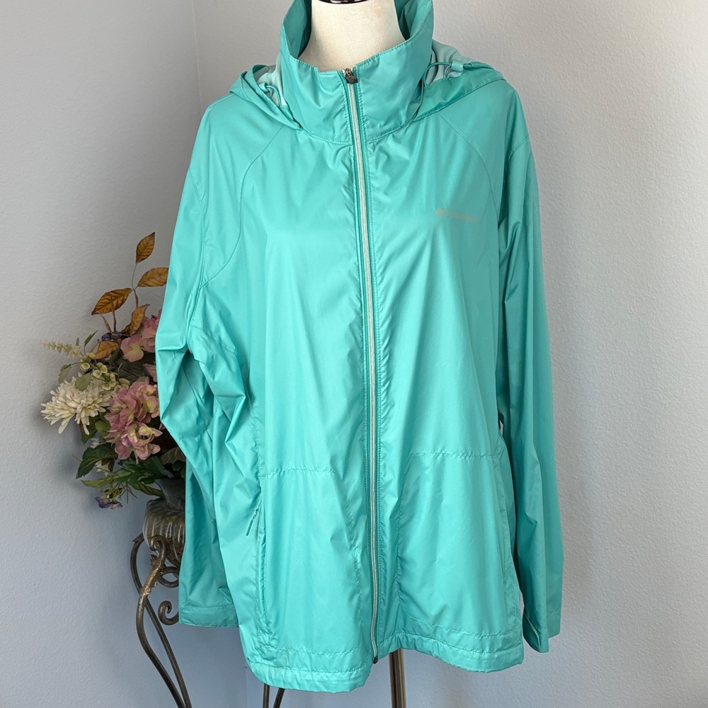 Windbreaker with Hood.                          3X